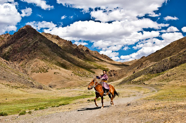 Horse trekking in Mongolia