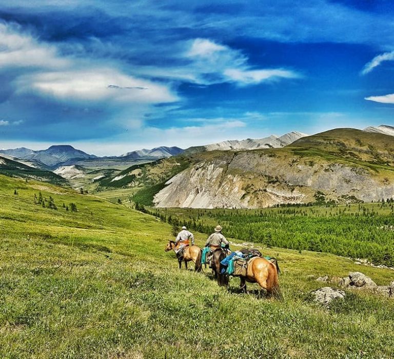 Mongolia Horse Trekking Tours
