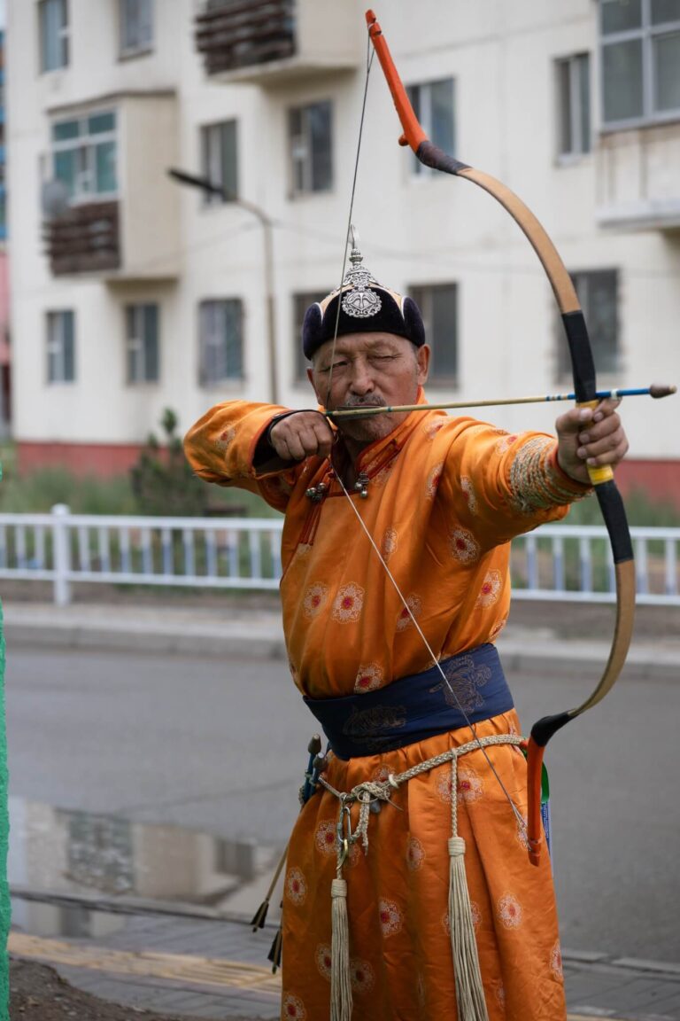Mongolian archery training and workshop